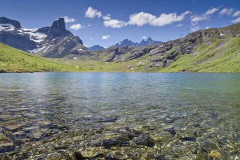 Daha fazlası ve Romsdal