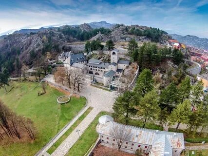 Eski Kraliyet Başkenti Cetinje