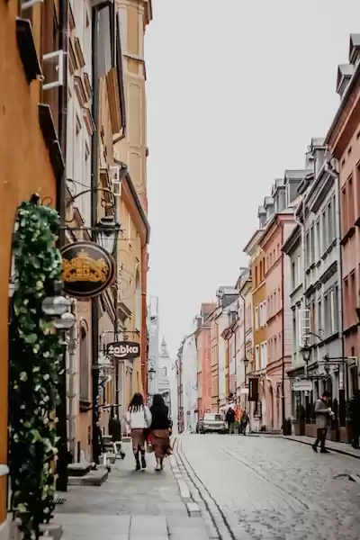 Polonya